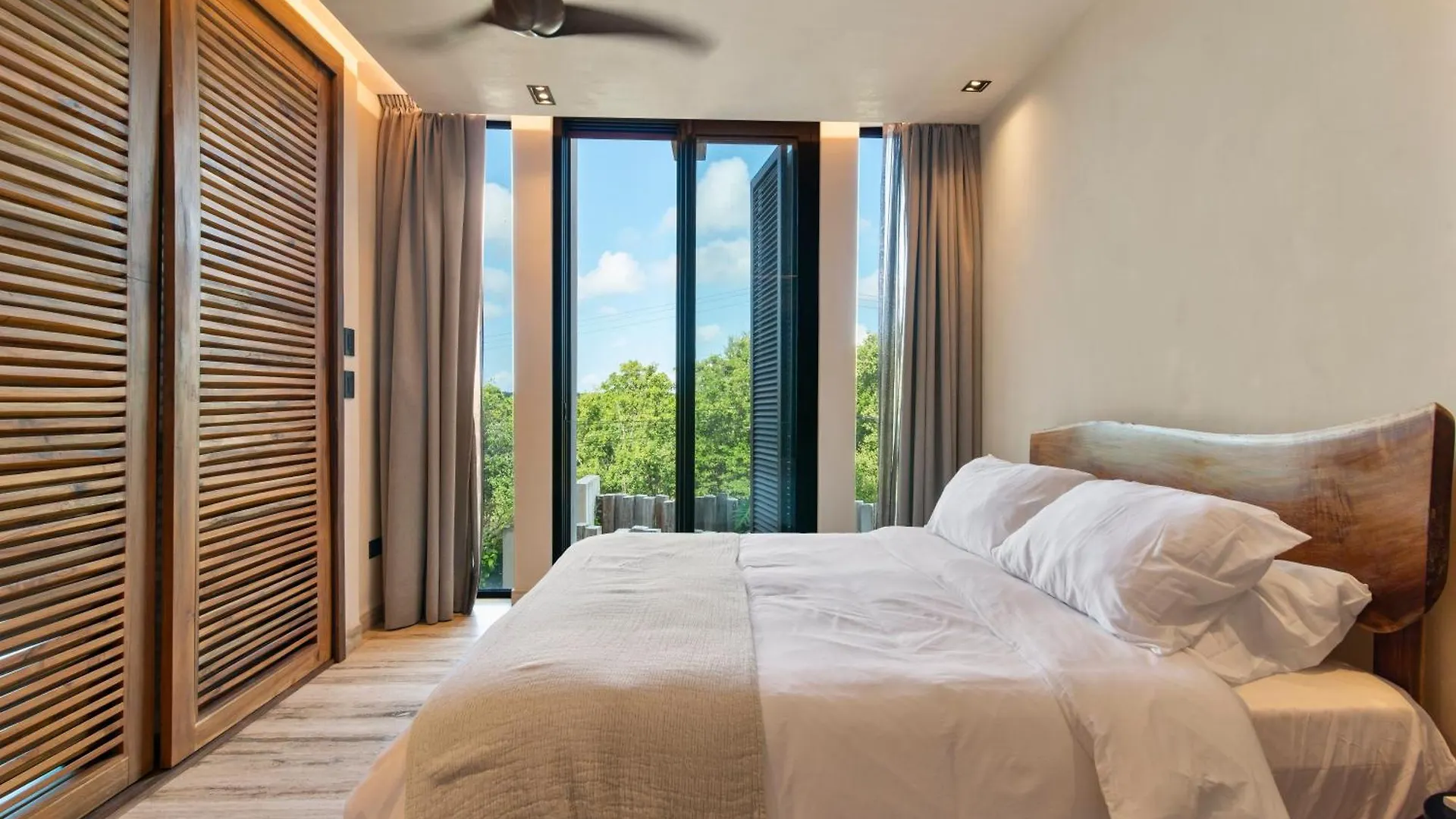Beach Front Luxury Condo In Tulum Apartment