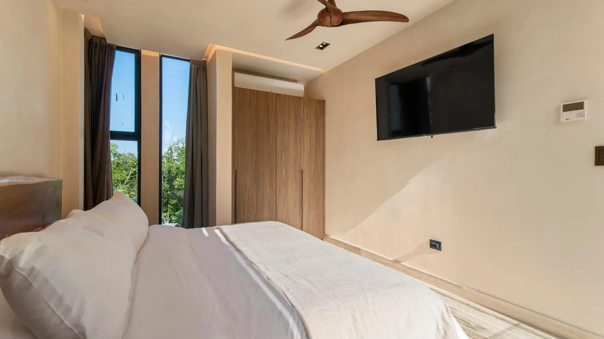 Beach Front Luxury Condo In Tulum Pueblo 0*,